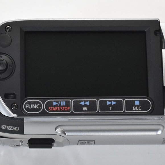 Canon FS100 Flash Memory Camcorder 48x Optical Zoom 2.7" LCD 8GB SD Card MINT - Picture 7 of 16